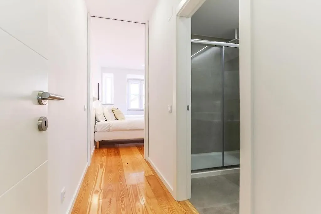 Outstanding Santos Spacious 2 Bedroom Apt W Ac Lisboa