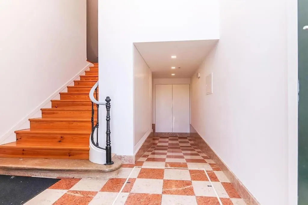 Outstanding Santos Spacious 2 Bedroom Apt W Ac Lisboa