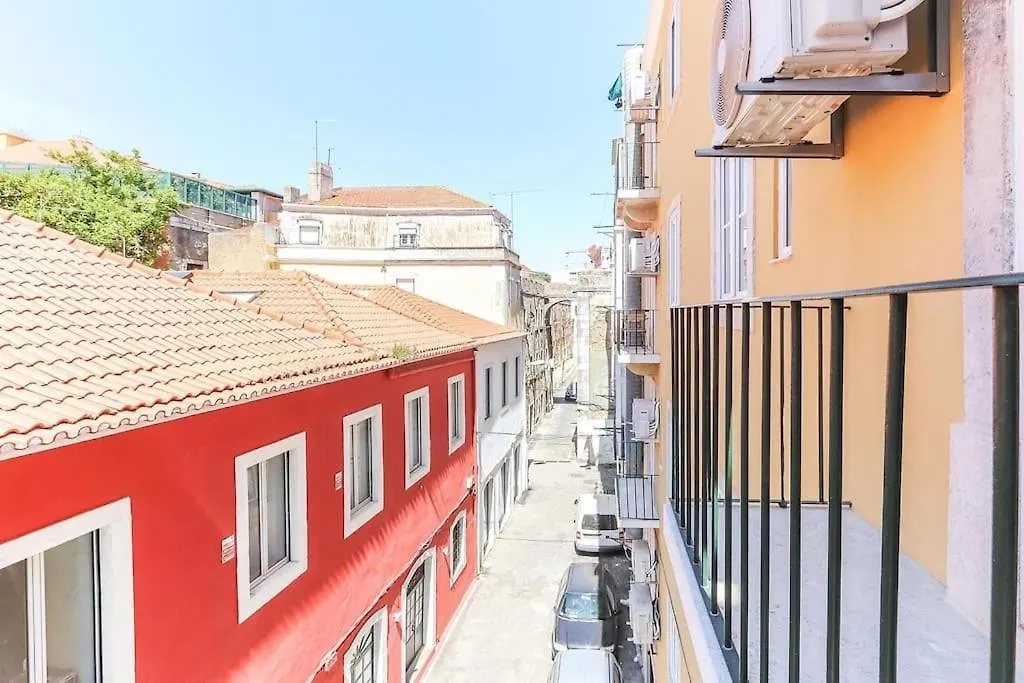 شقة Outstanding Santos Spacious 2 Bedroom Apt W Ac Lisboa البرتغال